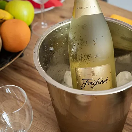 Luxurious Castle 아파트 *