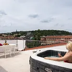 Luxurious Castle Apartamento