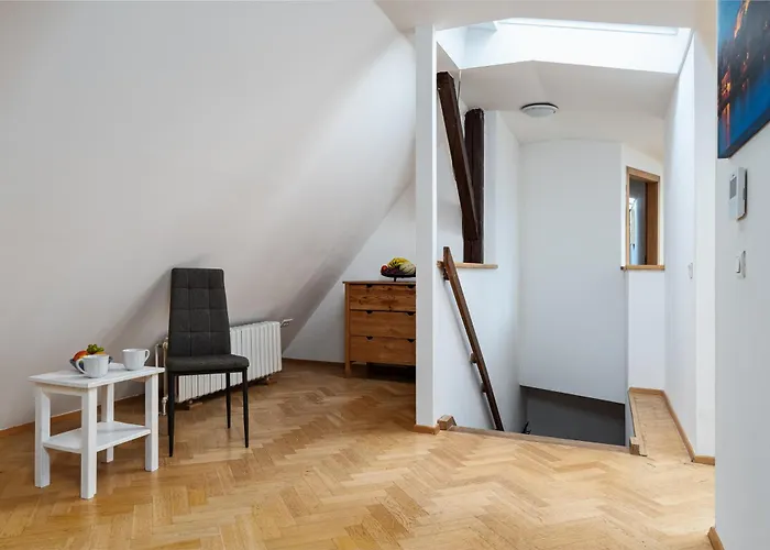 Luxurious Castle Apartment *